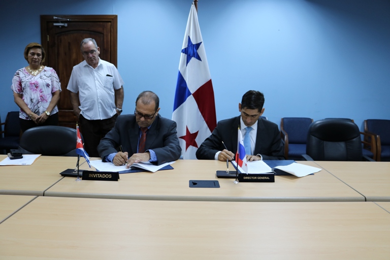 Acuerdo entre Cuba y Panam fomentar la modernizacin de los procesos registrales. 